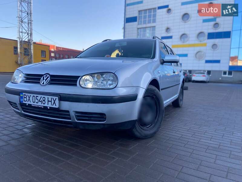 Универсал Volkswagen Golf 2004 в Хмельницком