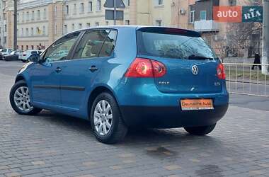 Хетчбек Volkswagen Golf 2004 в Одесі