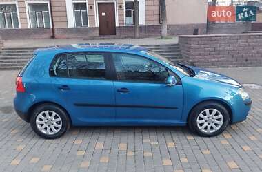 Хетчбек Volkswagen Golf 2004 в Одесі