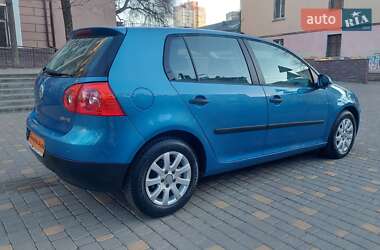 Хетчбек Volkswagen Golf 2004 в Одесі