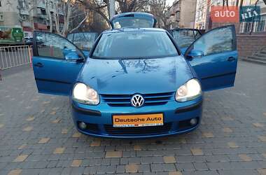 Хетчбек Volkswagen Golf 2004 в Одесі