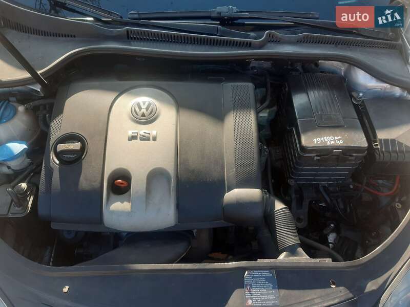 Универсал Volkswagen Golf 2003 в Городенке