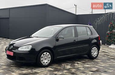 Хетчбек Volkswagen Golf 2005 в Полтаві