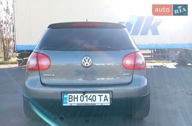 Хетчбек Volkswagen Golf 2004 в Одесі