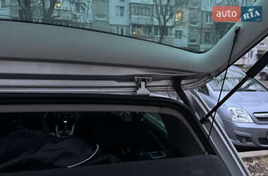 Хэтчбек Volkswagen Golf 2008 в 