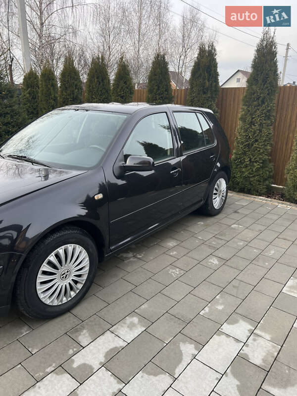 Хэтчбек Volkswagen Golf 1999 в Горохове
