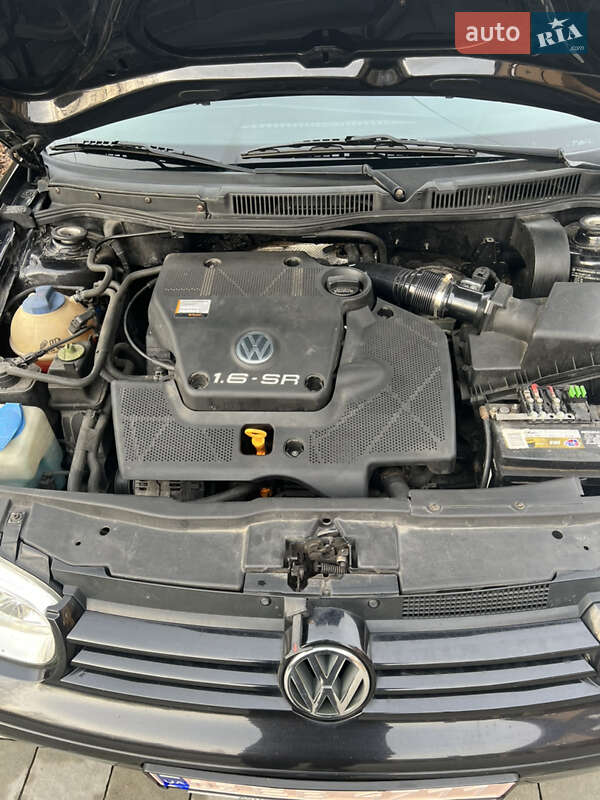 Хэтчбек Volkswagen Golf 1999 в Горохове