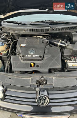 Хэтчбек Volkswagen Golf 1999 в 