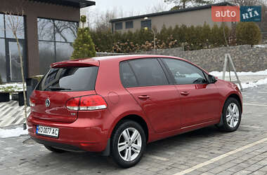 Хетчбек Volkswagen Golf 2010 в Ужгороді