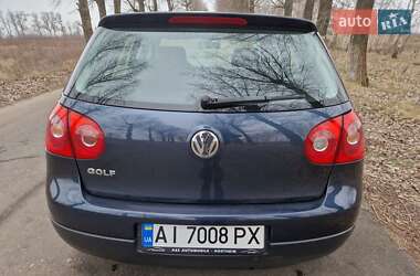 Хетчбек Volkswagen Golf 2004 в Бородянці