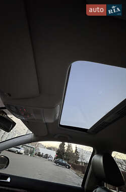 Хэтчбек Volkswagen Golf 2004 в Обухове