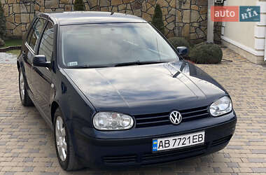 Хетчбек Volkswagen Golf 2003 в Могилів-Подільському