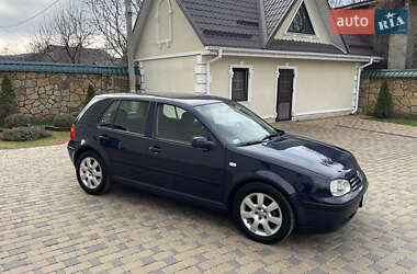 Хетчбек Volkswagen Golf 2003 в Могилів-Подільському