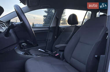 Универсал Volkswagen Golf 2016 в 