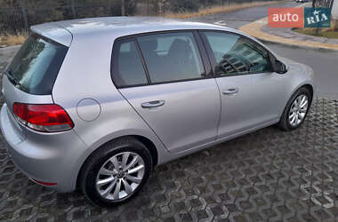 Хетчбек Volkswagen Golf 2009 в Луцьку