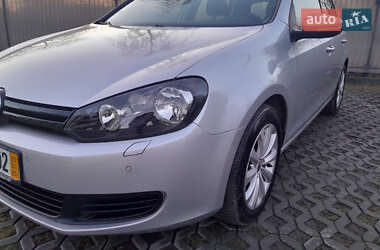 Хетчбек Volkswagen Golf 2009 в Луцьку