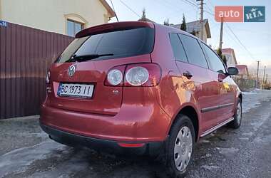 Хетчбек Volkswagen Golf 2006 в Дрогобичі