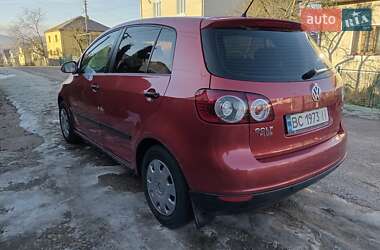 Хетчбек Volkswagen Golf 2006 в Дрогобичі