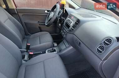 Хетчбек Volkswagen Golf 2006 в Дрогобичі