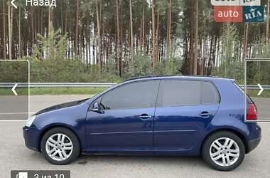 Хетчбек Volkswagen Golf 2006 в 