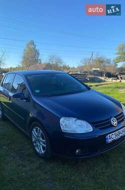 Хетчбек Volkswagen Golf 2006 в 