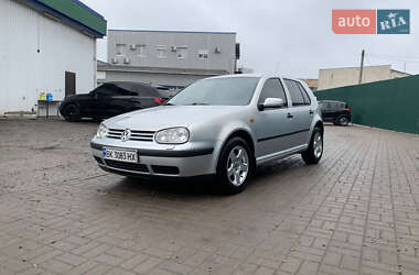 Хетчбек Volkswagen Golf 1998 в Рівному