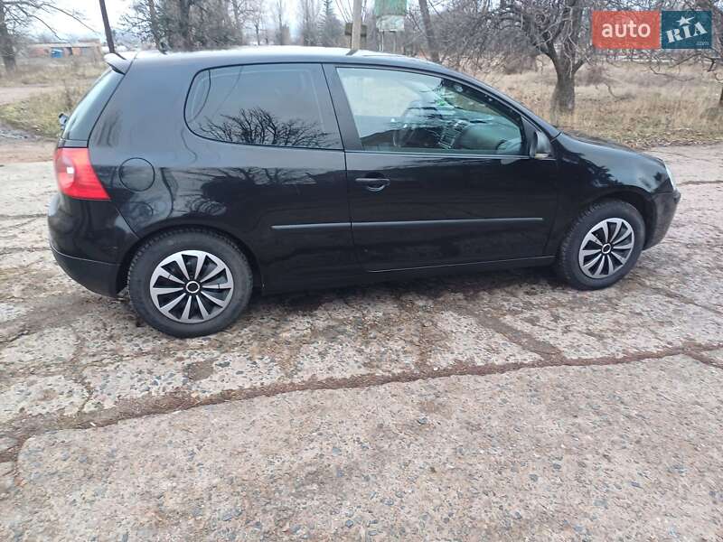 Хэтчбек Volkswagen Golf 2007 в Ананьеве