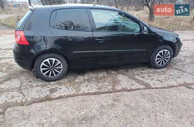 Хэтчбек Volkswagen Golf 2007 в 