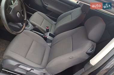 Хэтчбек Volkswagen Golf 2007 в 