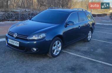 Універсал Volkswagen Golf 2010 в Черкасах