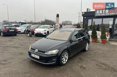 Універсал Volkswagen Golf 2014 в Тернополі