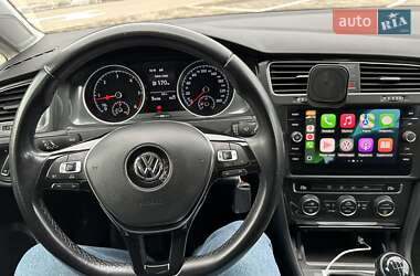 Универсал Volkswagen Golf 2018 в Луцке