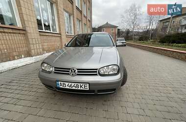 Хетчбек Volkswagen Golf 2001 в Могилів-Подільському