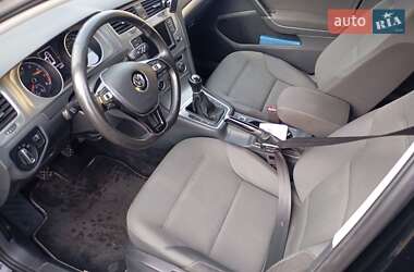 Универсал Volkswagen Golf 2016 в 