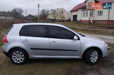 Хетчбек Volkswagen Golf 2007 в Кременці