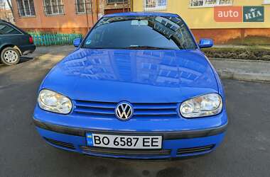 Хэтчбек Volkswagen Golf 2001 в Тернополе