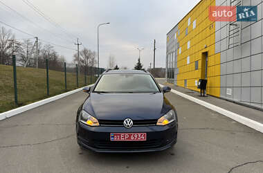 Універсал Volkswagen Golf 2014 в Ірпені