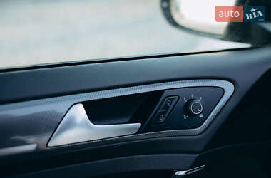 Универсал Volkswagen Golf 2017 в 