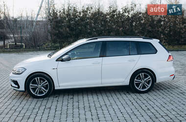 Универсал Volkswagen Golf 2017 в 