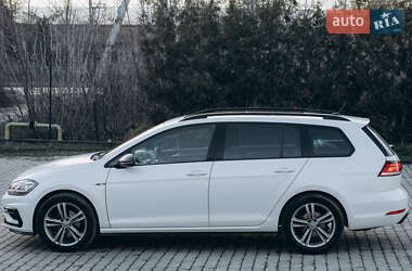 Универсал Volkswagen Golf 2017 в 