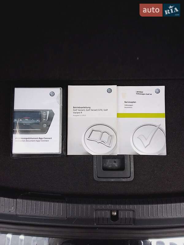 Універсал Volkswagen Golf 2015 в Сарнах