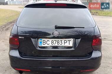 Универсал Volkswagen Golf 2011 в 