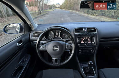 Универсал Volkswagen Golf 2011 в Ровно