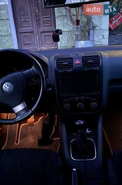 Хэтчбек Volkswagen Golf 2008 в Одессе