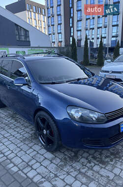 Універсал Volkswagen Golf 2011 в Івано-Франківську