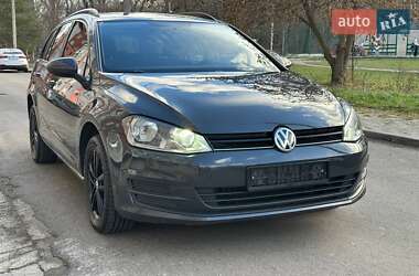 Універсал Volkswagen Golf 2016 в Івано-Франківську