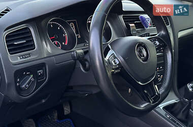 Хетчбек Volkswagen Golf 2013 в Тульчині