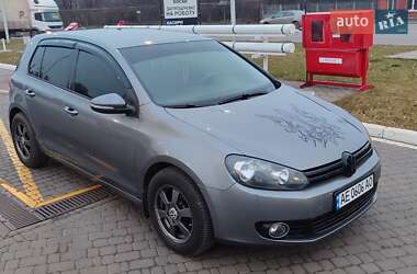 Хетчбек Volkswagen Golf 2012 в Дніпрі