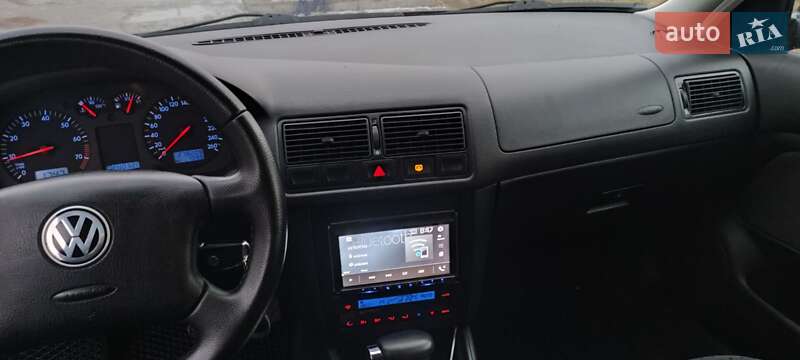 Хэтчбек Volkswagen Golf 1999 в Львове