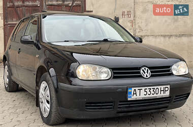 Хэтчбек Volkswagen Golf 1998 в 